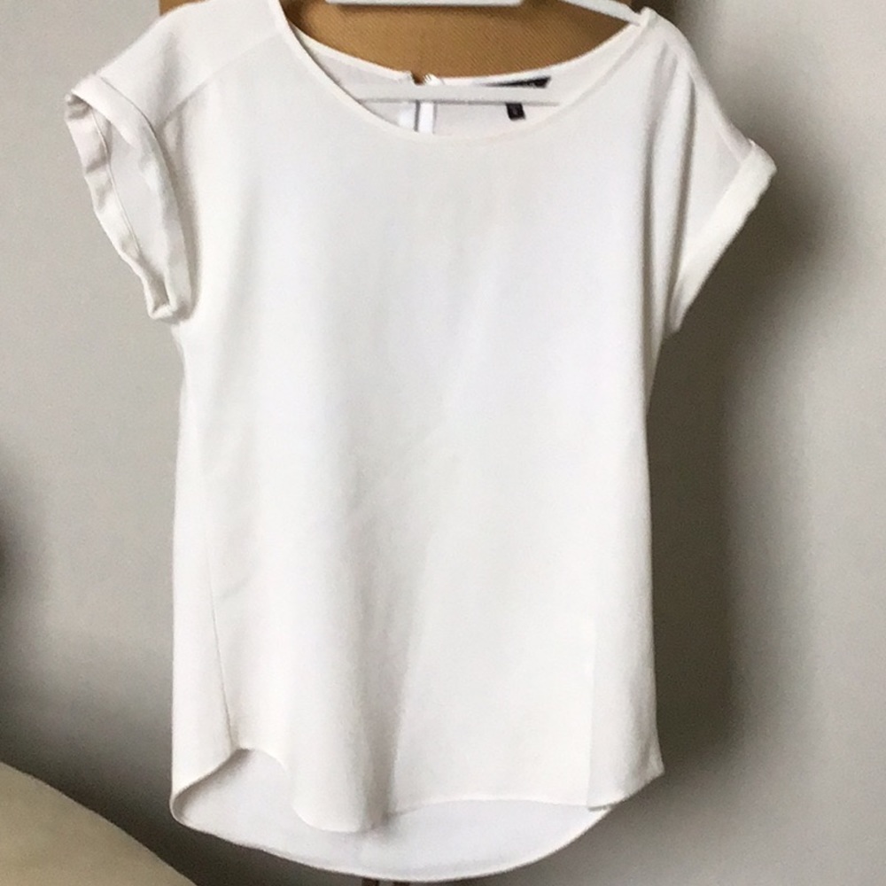 Cuffed sleeve blouse